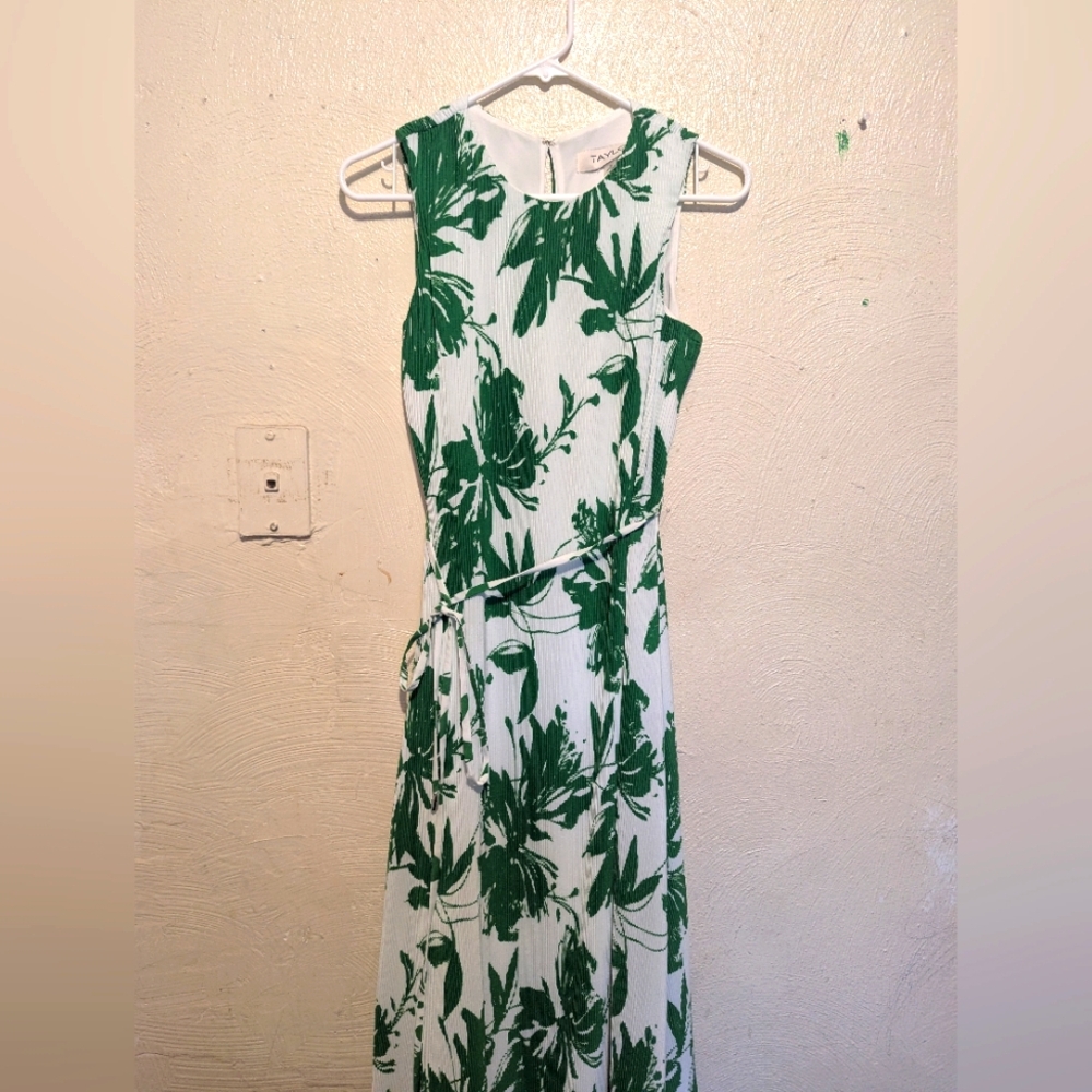Midi green floral dress